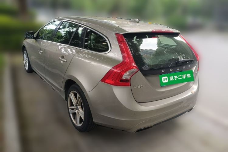 Used Volvo V60 2016 T5 Zhiyi Edition Rear Left 45 Deg