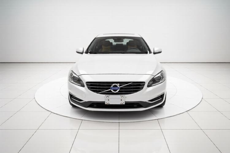 Used Volvo V60 2016 T5 Zhiya Edition Front