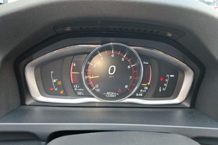 Used Volvo V60 2016 T5 Zhiya Edition Instrument Cluster