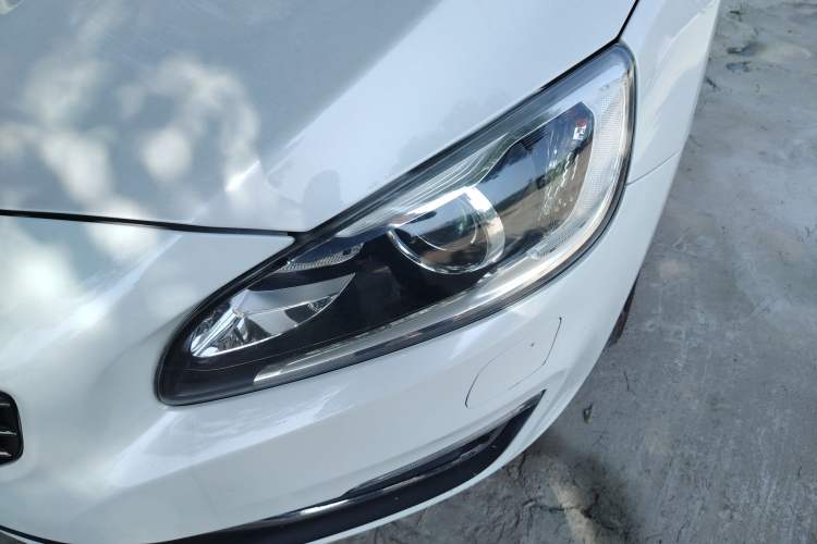 Used Volvo V60 2016 T5 Zhiyi Edition Left Front Headlight