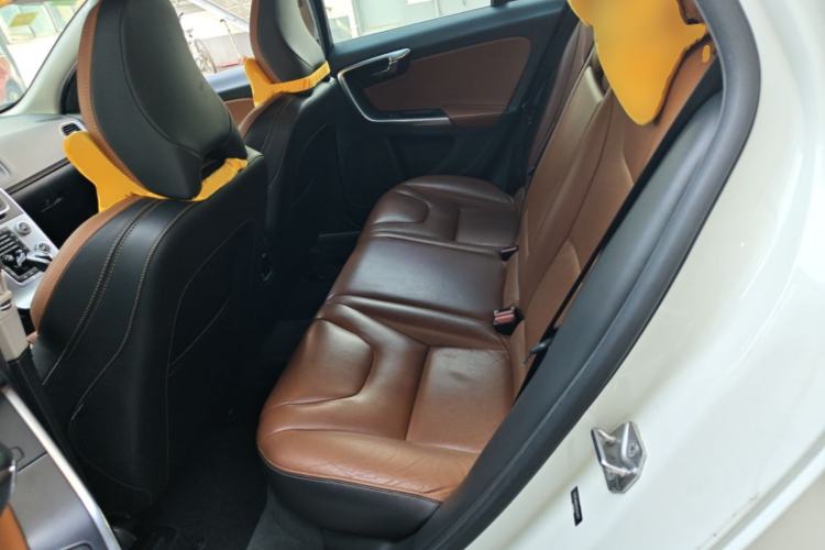 Used Volvo V60 2016 T5 Zhiya Edition Left Rear Seat