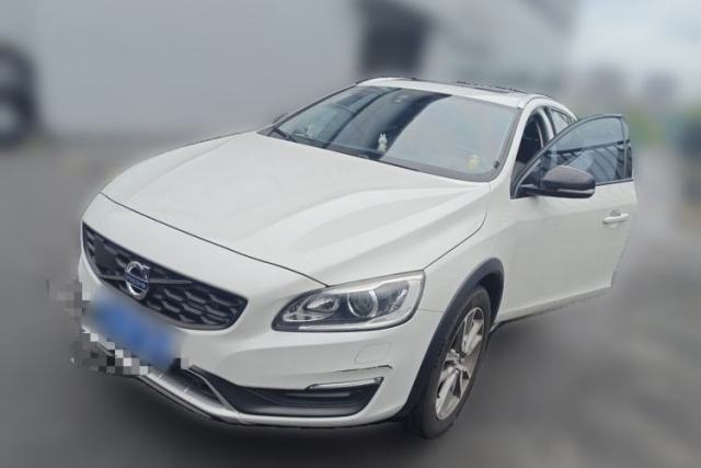 Volvo V60 2016 Cross Country T6 AWD de segunda mano