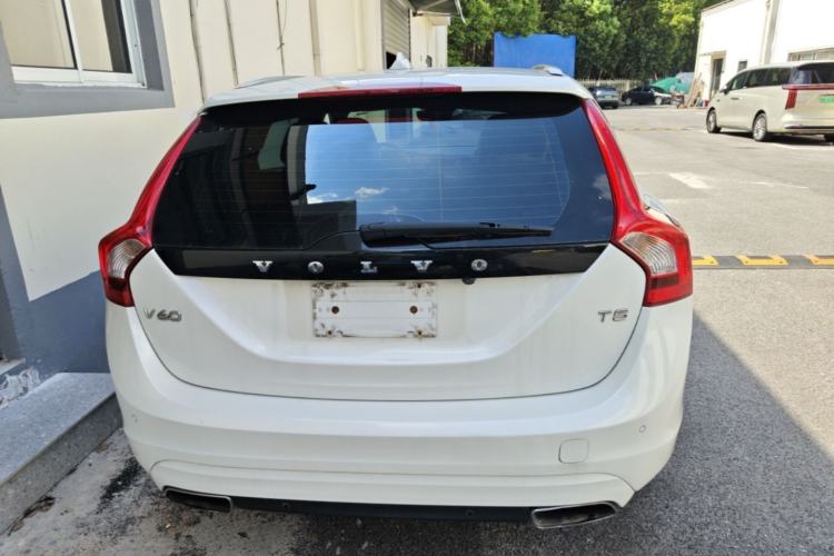 Used Volvo V60 2016 T5 Zhiya Edition Rear