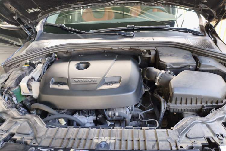 Used Volvo V60 2017 Cross Country T5 AWD China V Standard Engine Bay