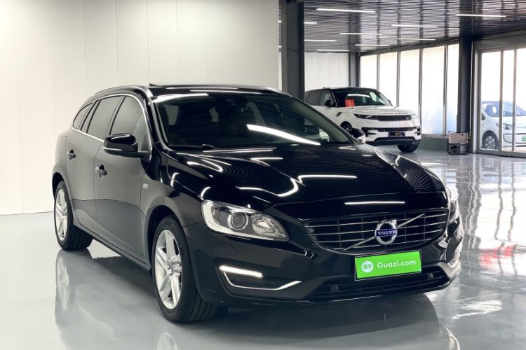 Used Volvo V60 2017 T5 Zhiya Edition China V Standard Exterior 2