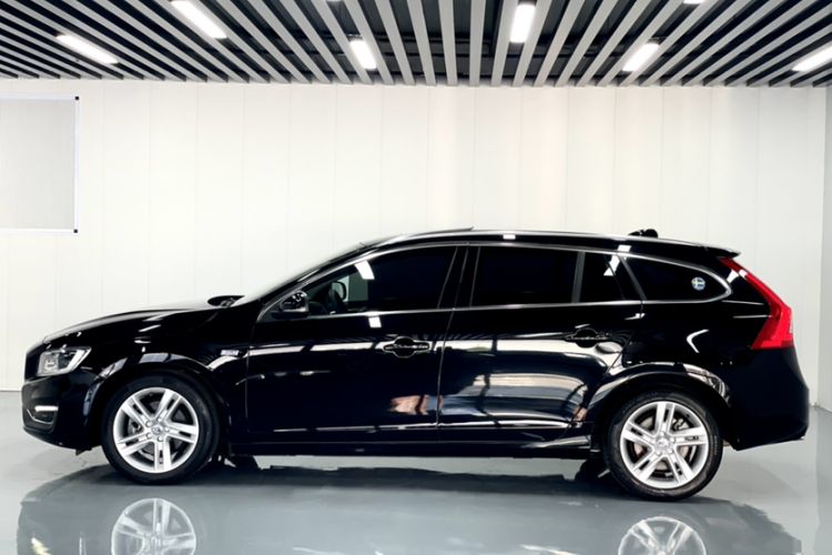 Used Volvo V60 2017 T5 Zhiya Edition China V Standard Exterior 7
