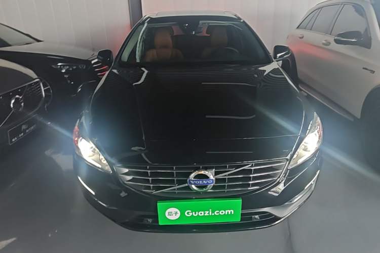 Used Volvo V60 2017 T5 Zhiya Edition China V Standard Front