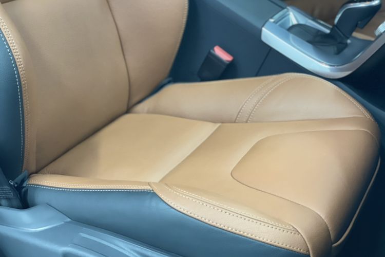 Used Volvo V60 2017 T5 Zhiya Edition China V Standard Interior 5
