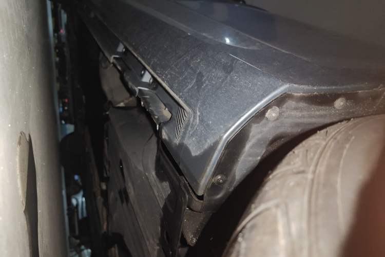 Used Volvo V60 2017 T5 Zhiya Edition China V Standard Chassis Rear Left