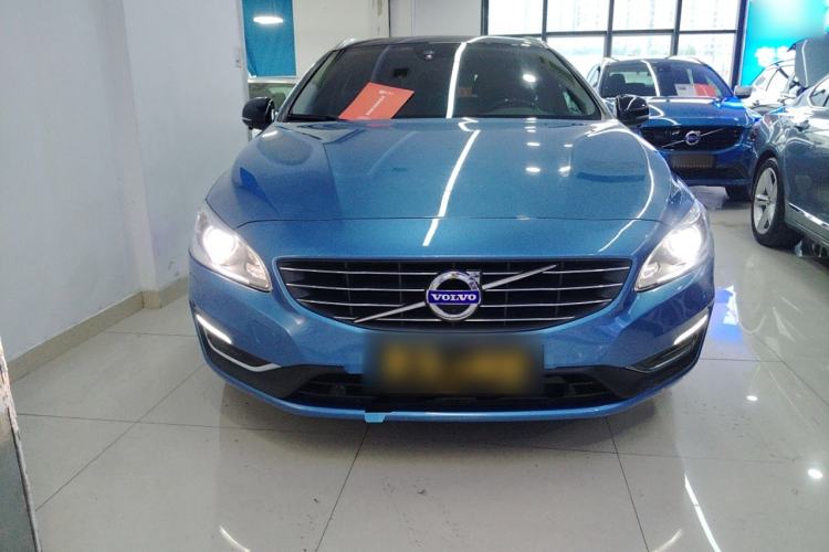 Used Volvo V60 2017 T5 Zhiyi Edition China V Standard Front