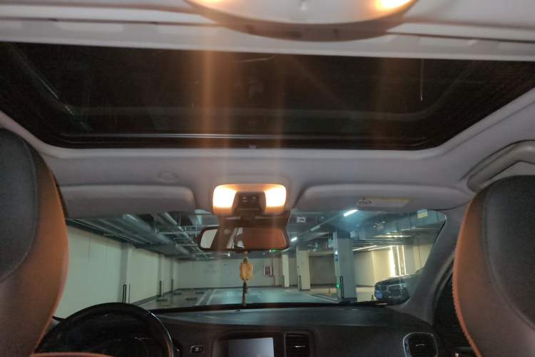 Used Volvo V60 2017 T5 Zhiyi Edition China V Standard Headliner