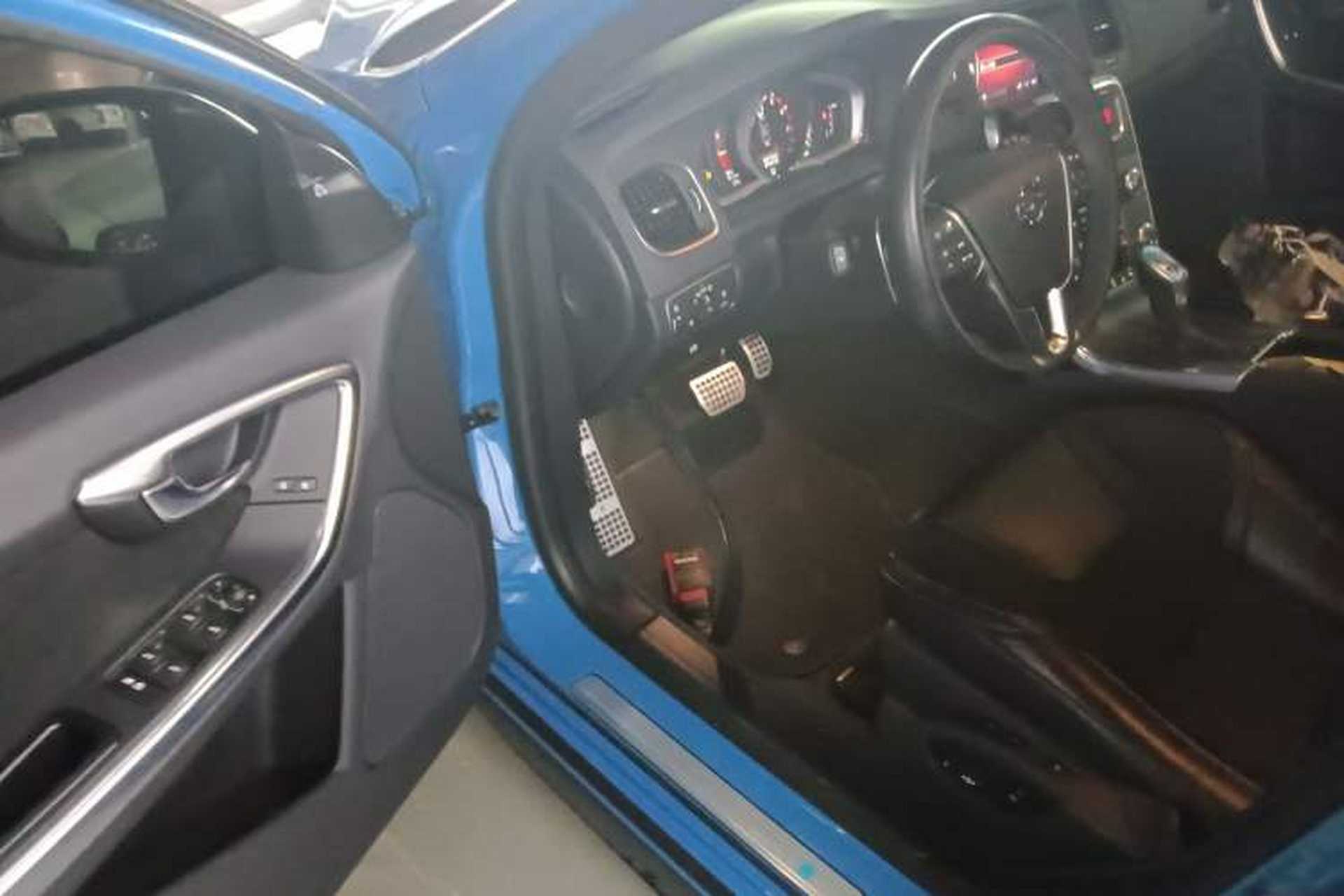 Used Volvo V60 2017 2.0T Polestar Interior 3
