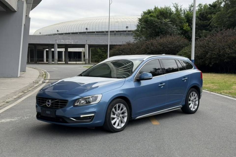 Volvo V60 2017