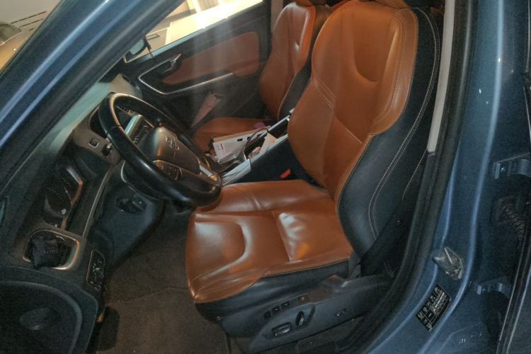 Used Volvo V60 2017 T5 Zhiyi Edition China V Standard Left Front Seat