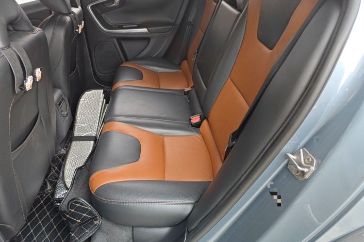 Used Volvo V60 2017 Cross Country T5 AWD China V Standard Left Rear Seat