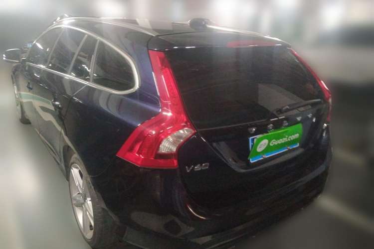 Used Volvo V60 2017 T5 Zhiya Edition China V Standard Rear Left 45 Deg