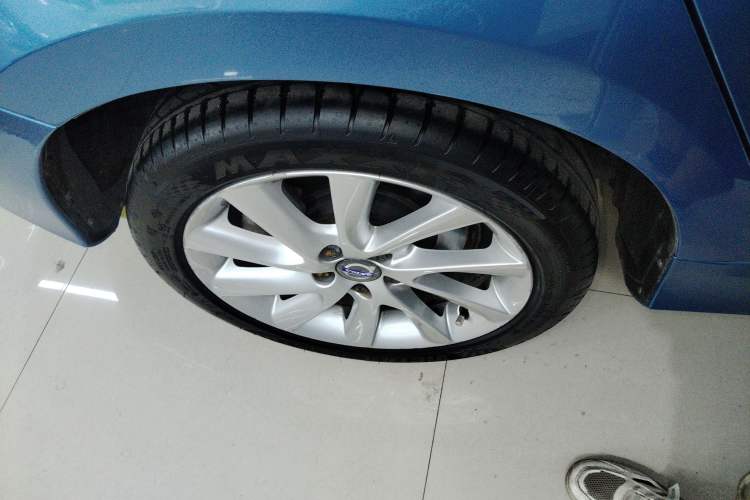 Used Volvo V60 2017 T5 Zhiyi Edition China V Standard Right Rear Wheel Hub