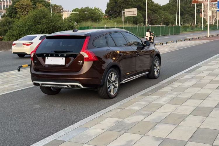Used Volvo V60 2017 Cross Country T5 AWD China V Standard Exterior 7