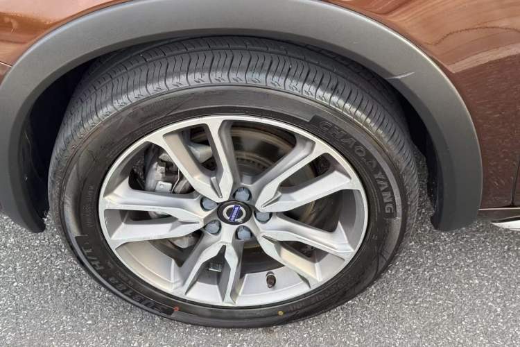 Used Volvo V60 2017 Cross Country T5 AWD China V Standard Exterior 8