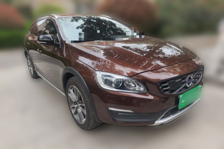 Used Volvo V60 2017 Cross Country T5 AWD China V Standard Front Right 45 Deg