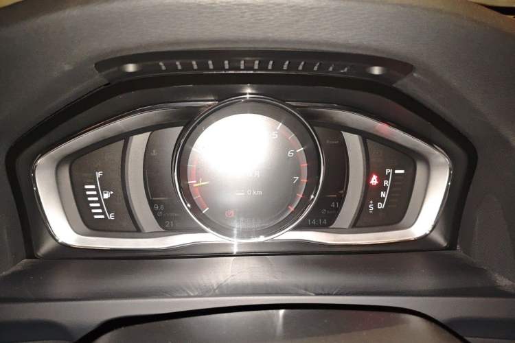 Used Volvo V60 2017 Cross Country T5 AWD China V Standard Instrument Cluster