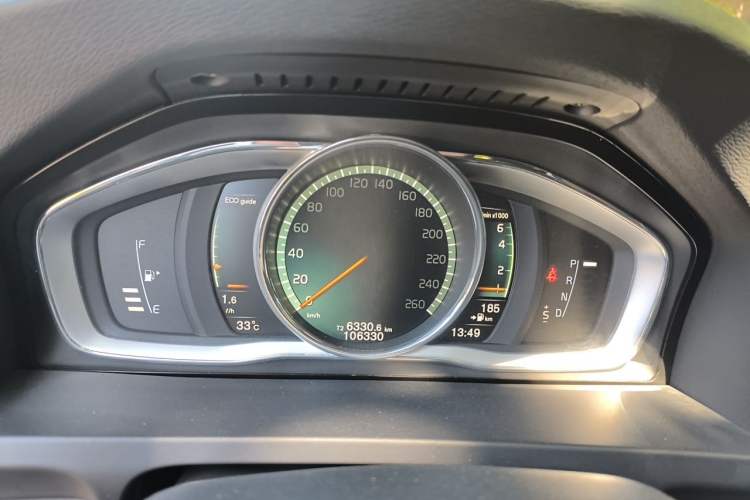 Used Volvo V60 2017 Cross Country T5 AWD China V Standard Instrument Cluster