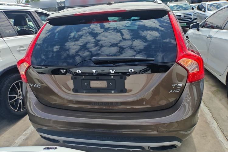 Used Volvo V60 2017 Cross Country T5 AWD China V Standard Rear