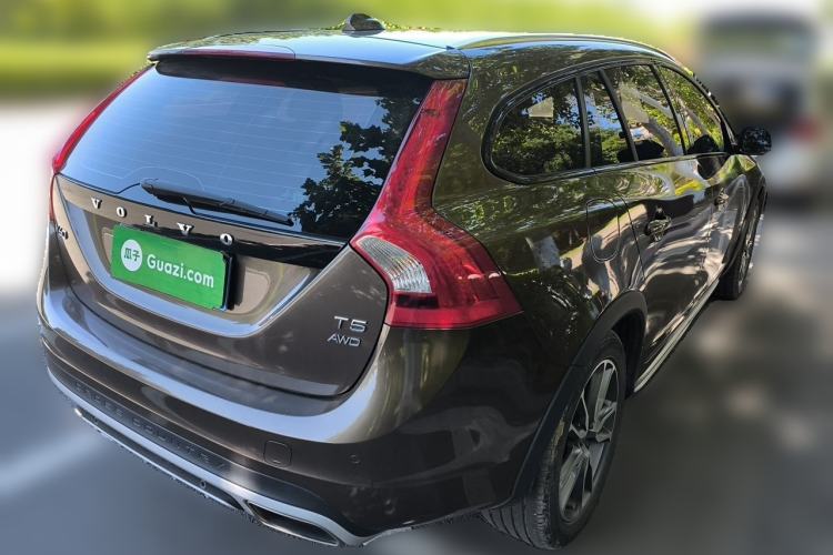 Used Volvo V60 2017 Cross Country T5 AWD China V Standard Rear Right 45 Deg
