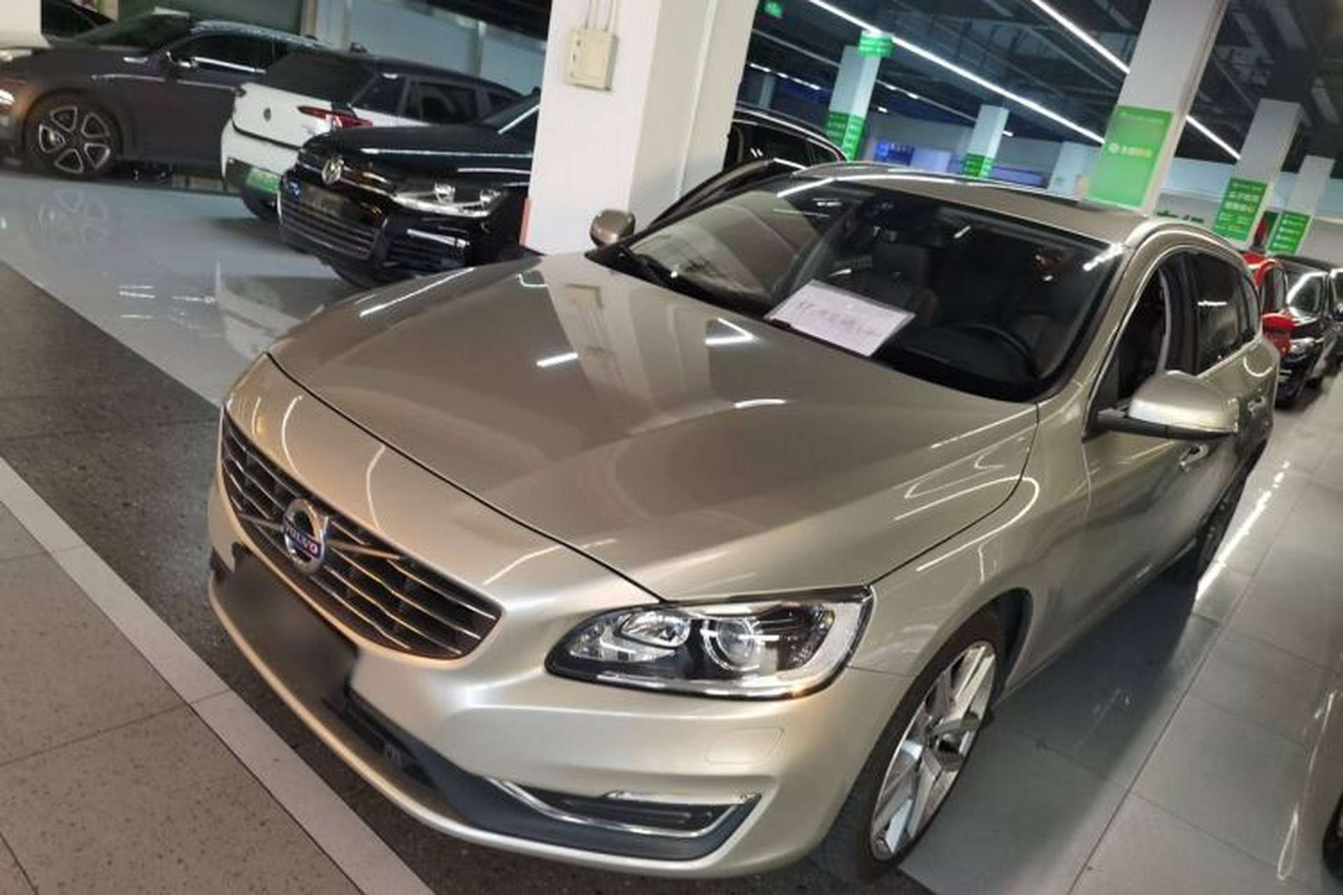 Used Volvo V60 2017 T5 Zhiyi Edition China V Standard Front Left 45 Deg
