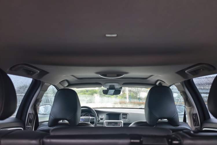 Used Volvo V60 2017 T5 Zhiya Edition China V Standard Headliner