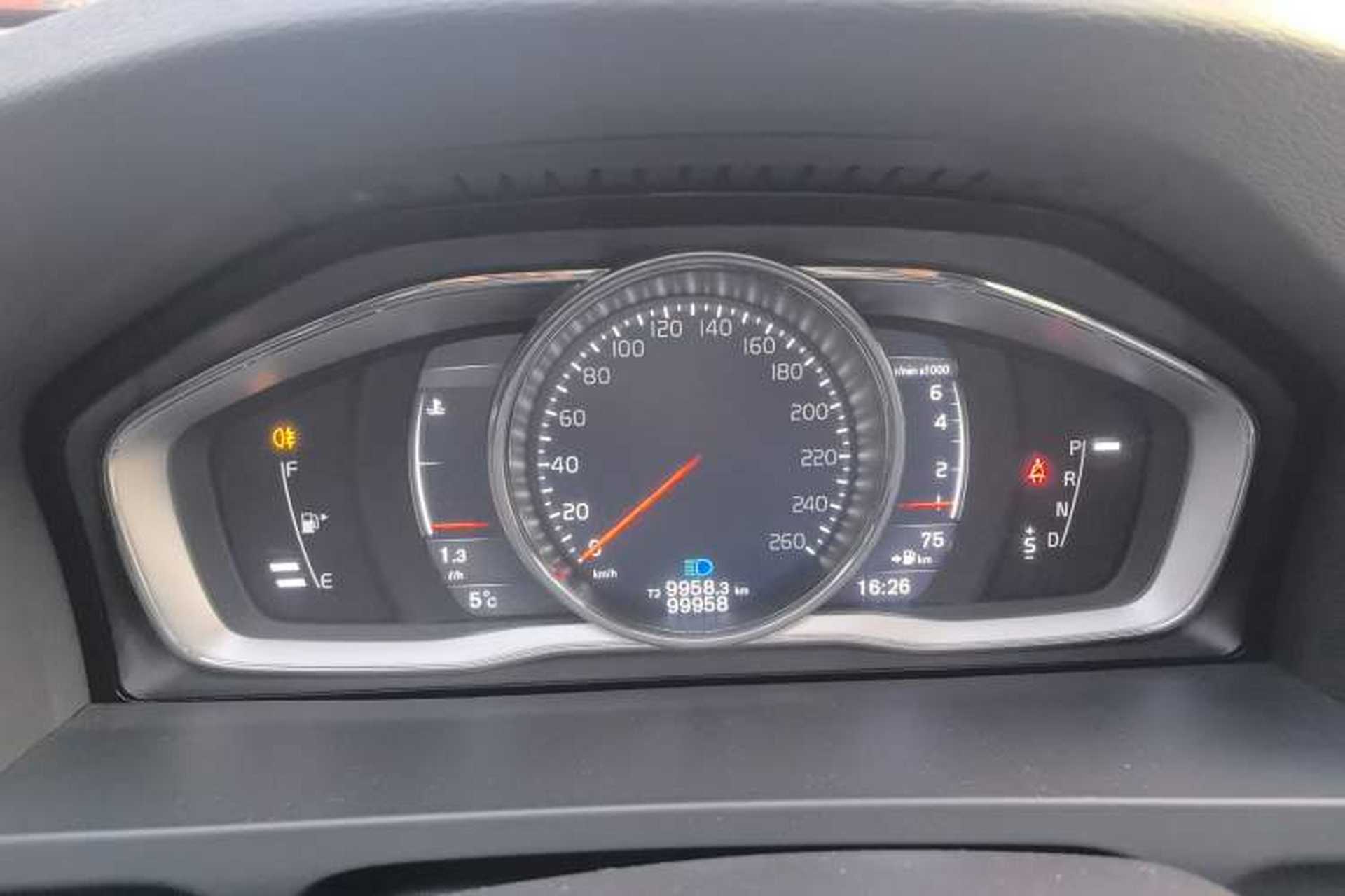 Used Volvo V60 2017 T5 Zhiyi Edition China V Standard Instrument Cluster