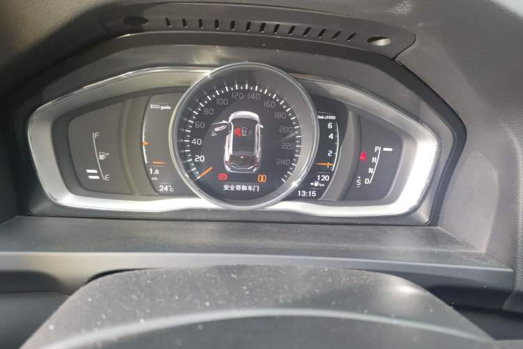 Used Volvo V60 2017 Cross Country T5 AWD China V Standard Instrument Cluster