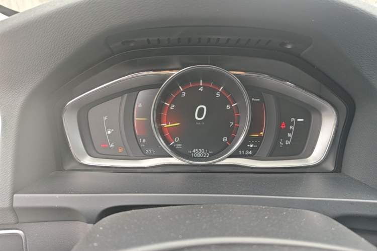 Used Volvo V60 2017 T5 Zhiya Edition China V Standard Instrument Cluster