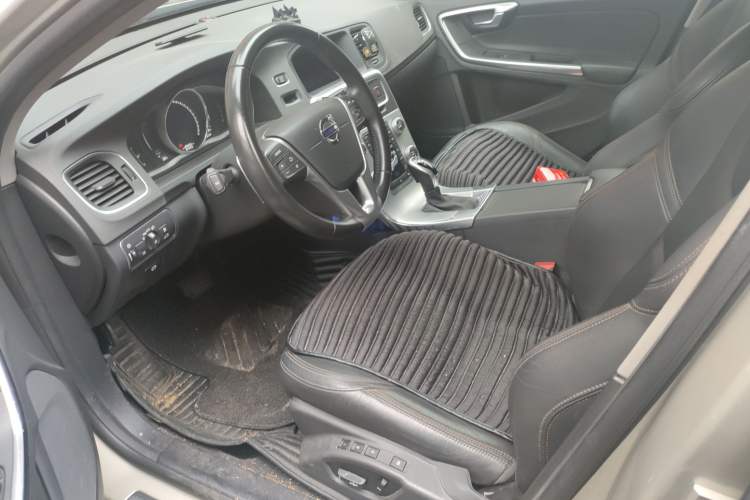 Used Volvo V60 2017 Cross Country T5 AWD China V Standard Left Front Seat