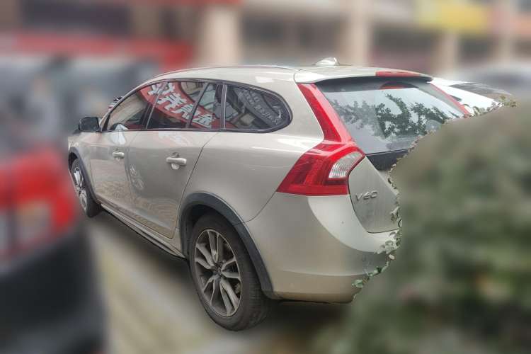 Used Volvo V60 2017 Cross Country T5 AWD China V Standard Rear Left 45 Deg