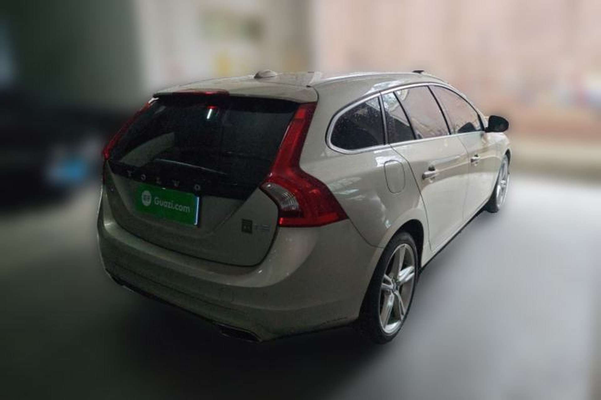 Used Volvo V60 2017 T5 Zhiya Edition China V Standard Rear Right 45 Deg