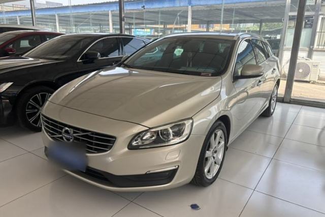 Used Volvo V60 2017 T4 Smart Edition China V Standard