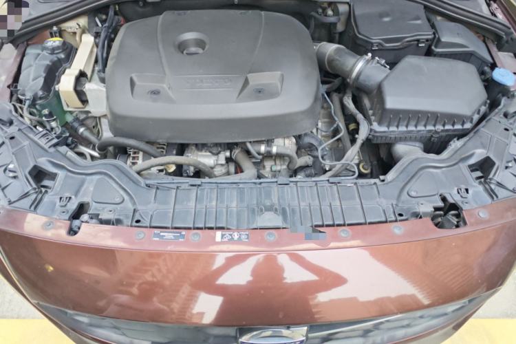 Used Volvo V60 2017 Cross Country T5 AWD China V Standard Engine Bay