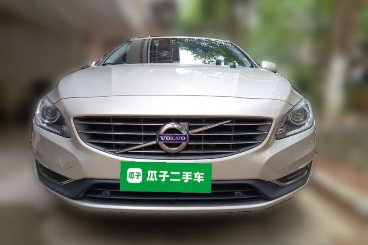 Used Volvo V60 2017 T5 Zhiya Edition China V Standard Front