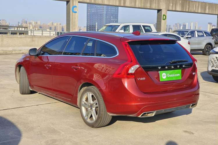 Used Volvo V60 2017 T5 Zhiya Edition China V Standard Exterior 4