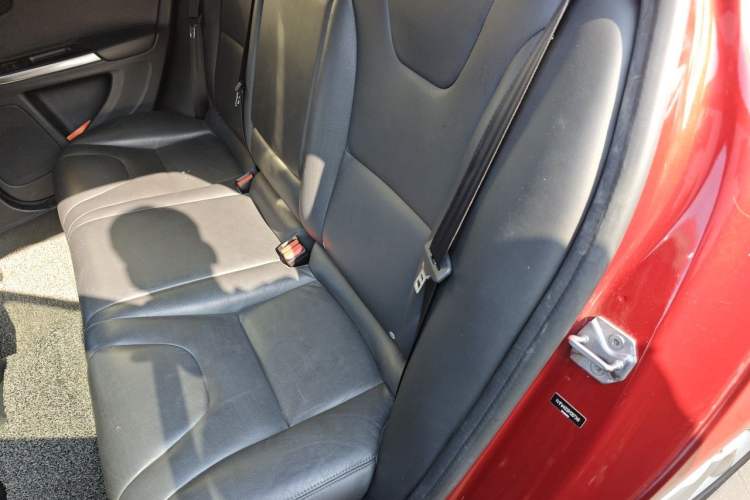 Used Volvo V60 2017 T5 Zhiyi Edition China VI Left Rear Seat
