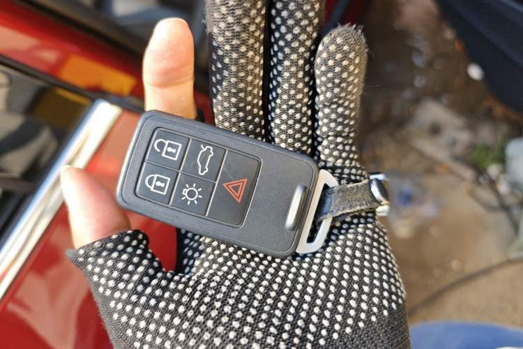 Used Volvo V60 2017 T5 Zhiyi Edition China VI Vehicle Key