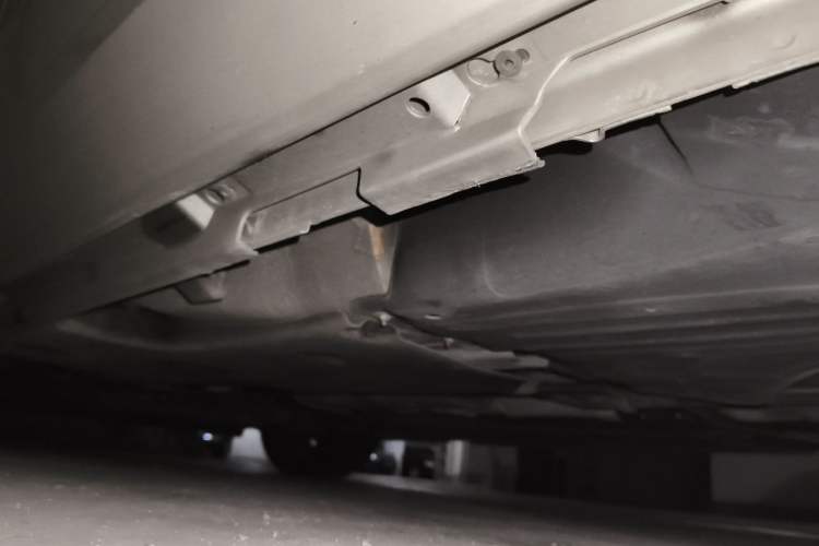 Used Volvo V60 2017 T5 Zhiya Edition China V Standard Chassis Rear Left