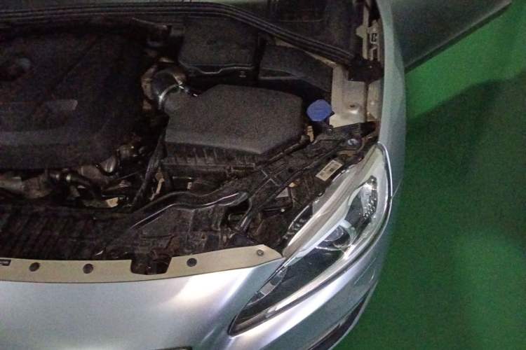 Used Volvo V60 2017 T5 Zhiyi Edition China V Standard Engine Bay Left