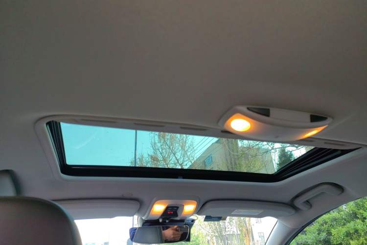 Used Volvo V60 2017 T5 Zhiya Edition China V Standard Headliner