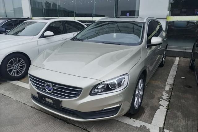 Used Volvo V60 2017 T4 Smart Edition China V Standard