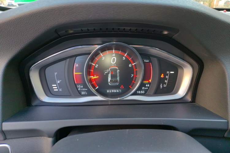 Used Volvo V60 2017 T5 Zhiya Edition China V Standard Instrument Cluster