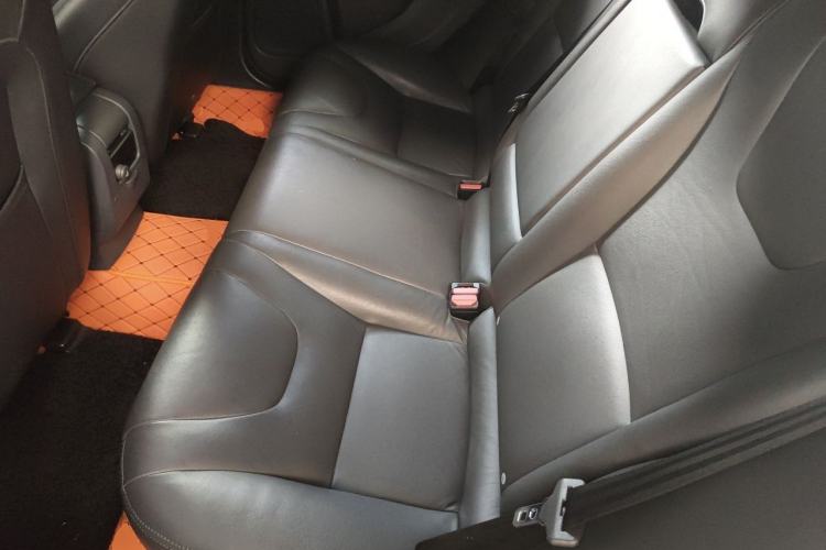Used Volvo V60 2017 T5 Zhiyi Edition China V Standard Left Rear Seat