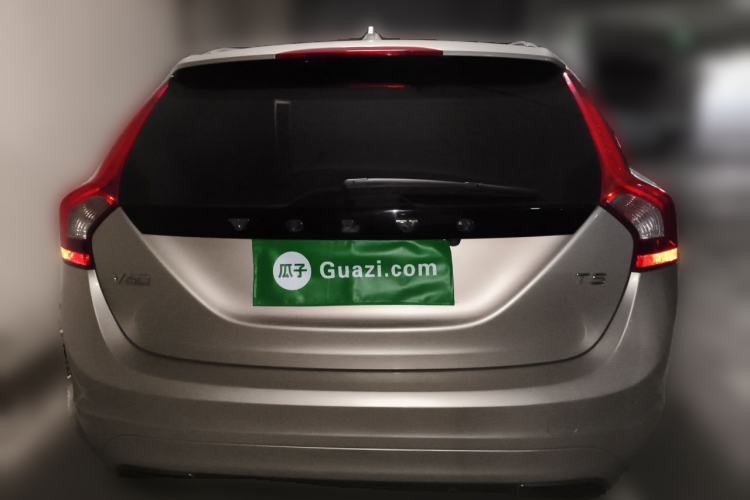 Used Volvo V60 2017 T5 Zhiya Edition China V Standard Rear