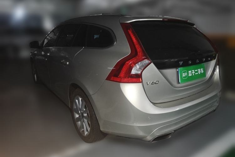 Used Volvo V60 2017 T5 Zhiyi Edition China V Standard Rear Left 45 Deg